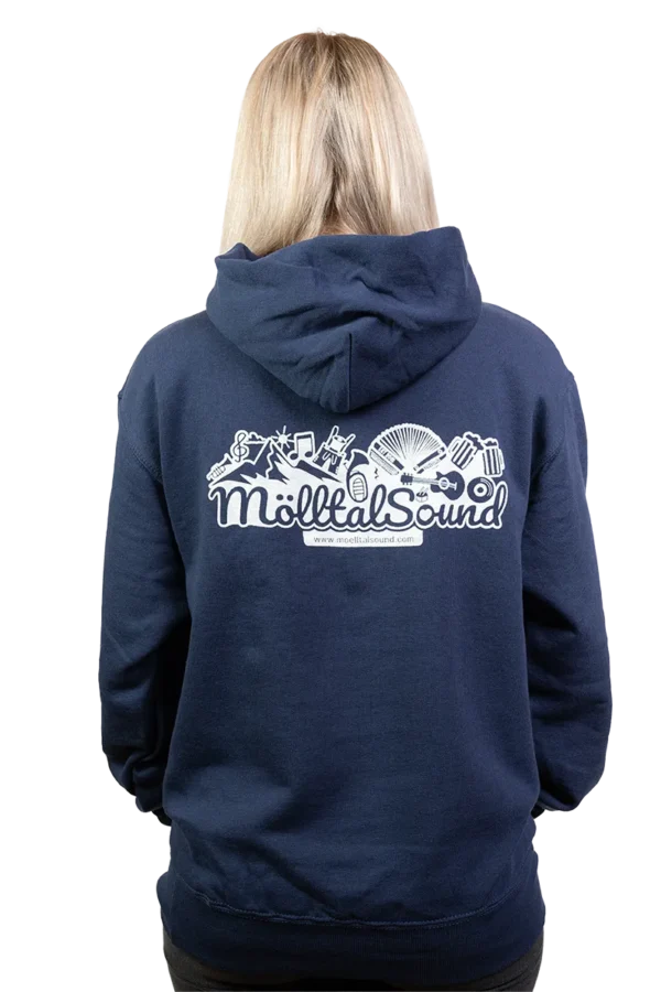 Rückansicht des navyfarbenen MölltalSound Hoodies mit großem weißen Illustrations-Backprint.
